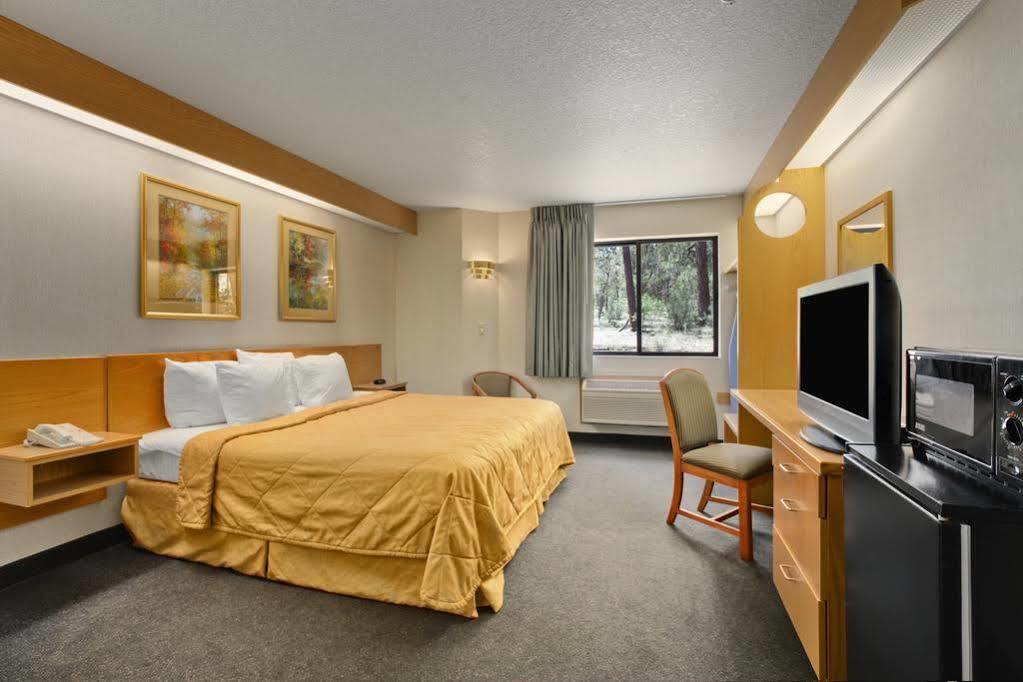 Super 8 By Wyndham Show Low Exterior photo